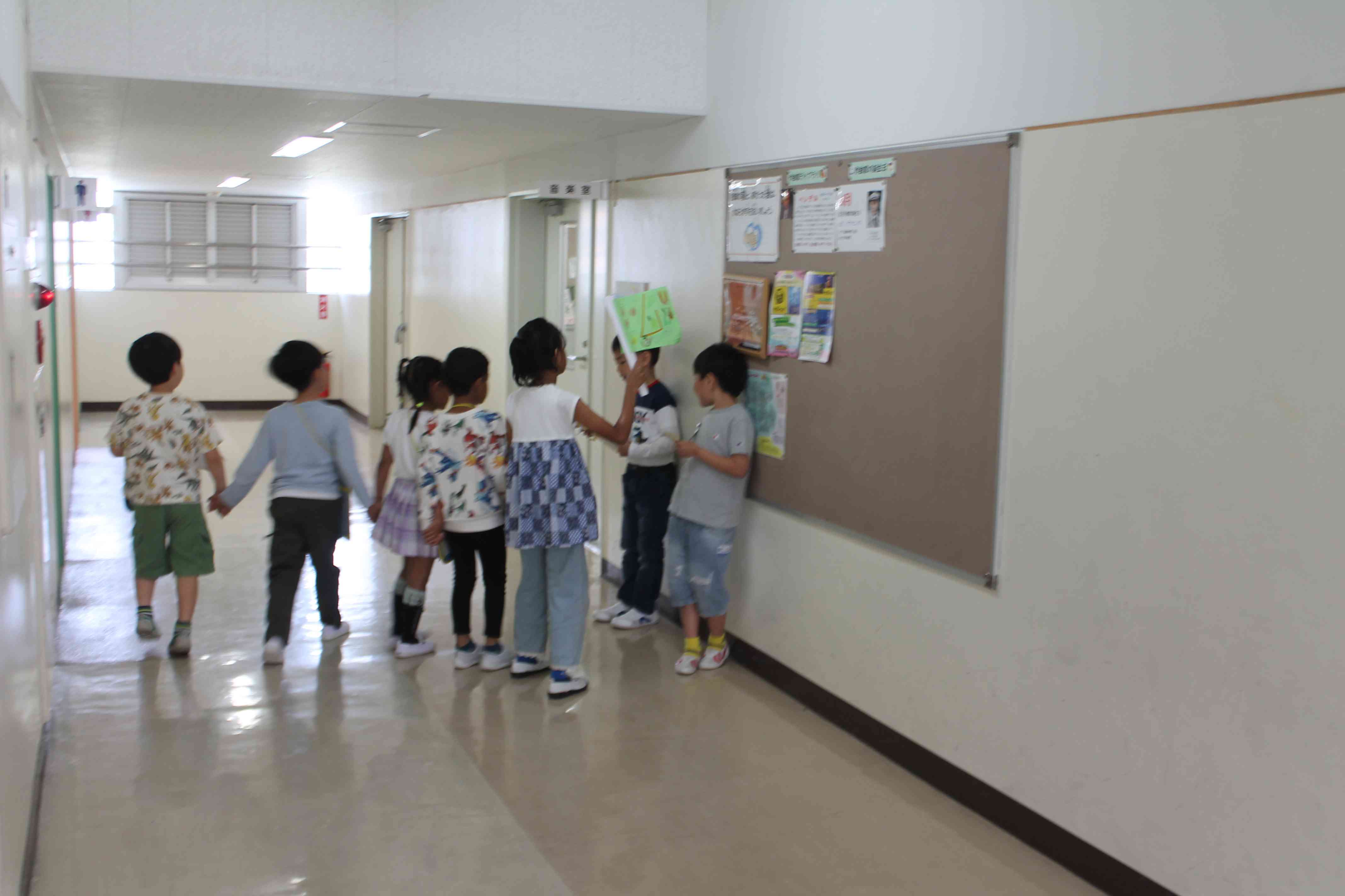IMG_学校探検